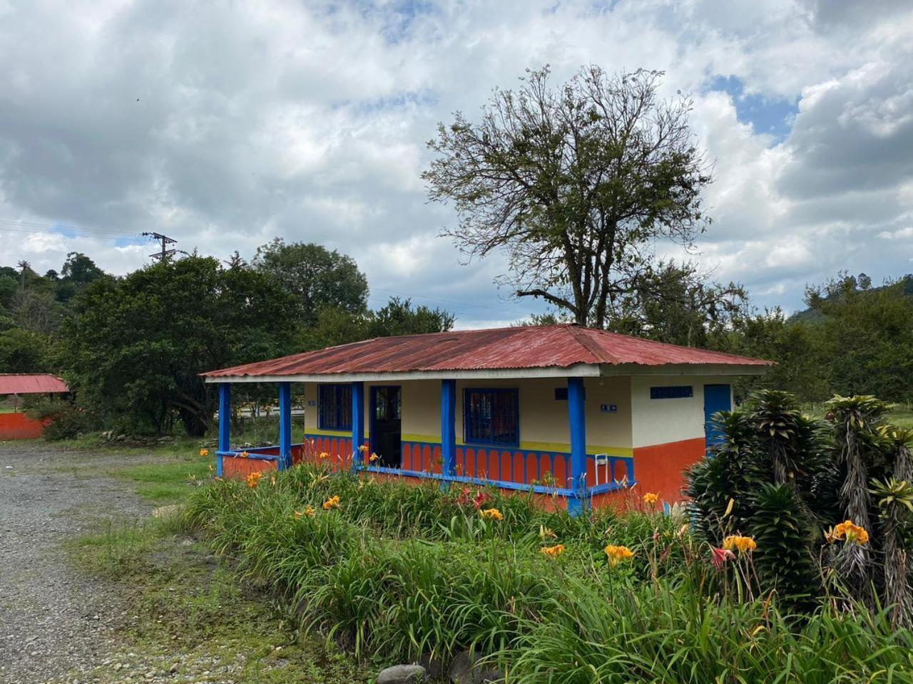 Brisas Del Rio Salento Guest House Luaran gambar